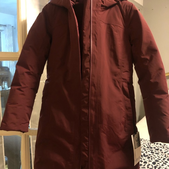 Lululemon Snow Parka Size 4.